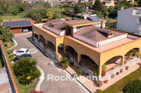 casa indipendente in vendita a Baronissi