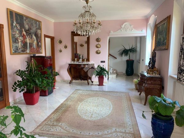 casa indipendente in vendita a Baronissi in zona Antessano