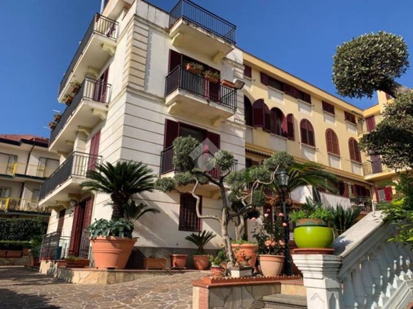 casa indipendente in vendita a Baronissi in zona Antessano