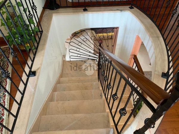 casa semindipendente in vendita a Baronissi