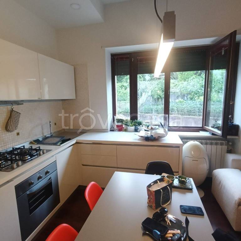 appartamento in vendita a Baronissi in zona Antessano