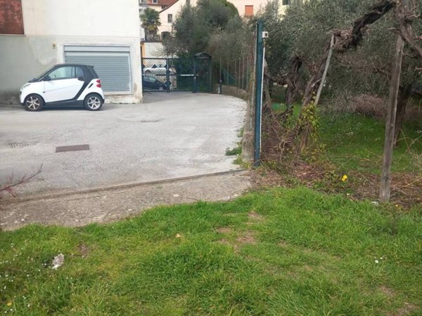 casa indipendente in vendita a Baronissi