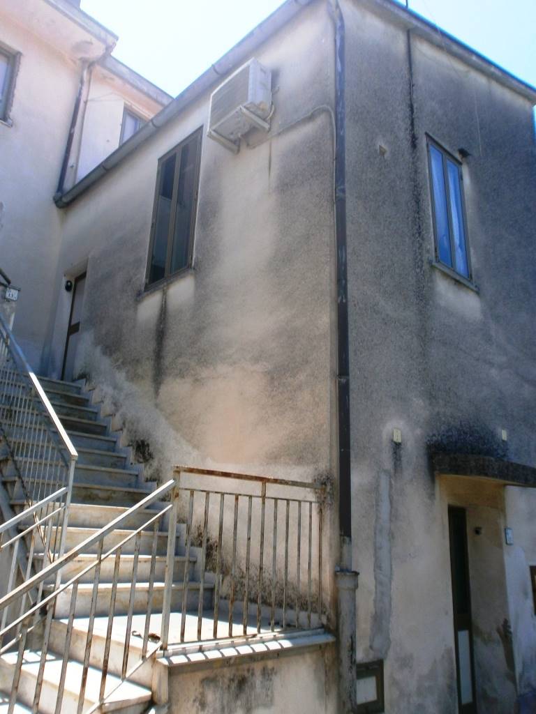 appartamento in vendita a Baronissi in zona Antessano