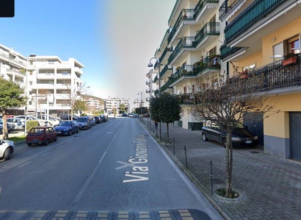 negozio in vendita a Baronissi