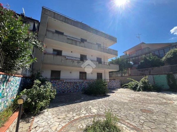 appartamento in vendita a Baronissi in zona Saragnano