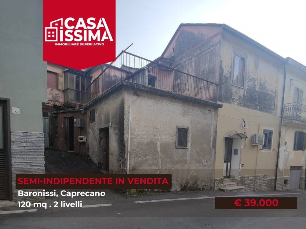 casa indipendente in vendita a Baronissi in zona Caprecano