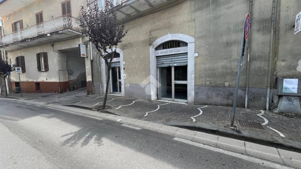 negozio in vendita a Baronissi