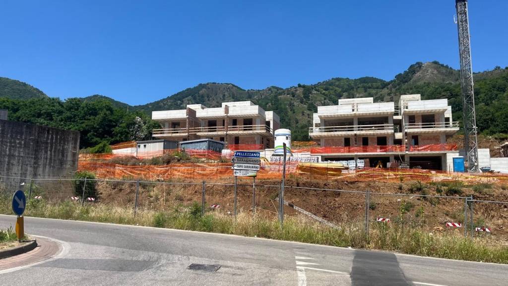 casa indipendente in vendita a Baronissi in zona Saragnano
