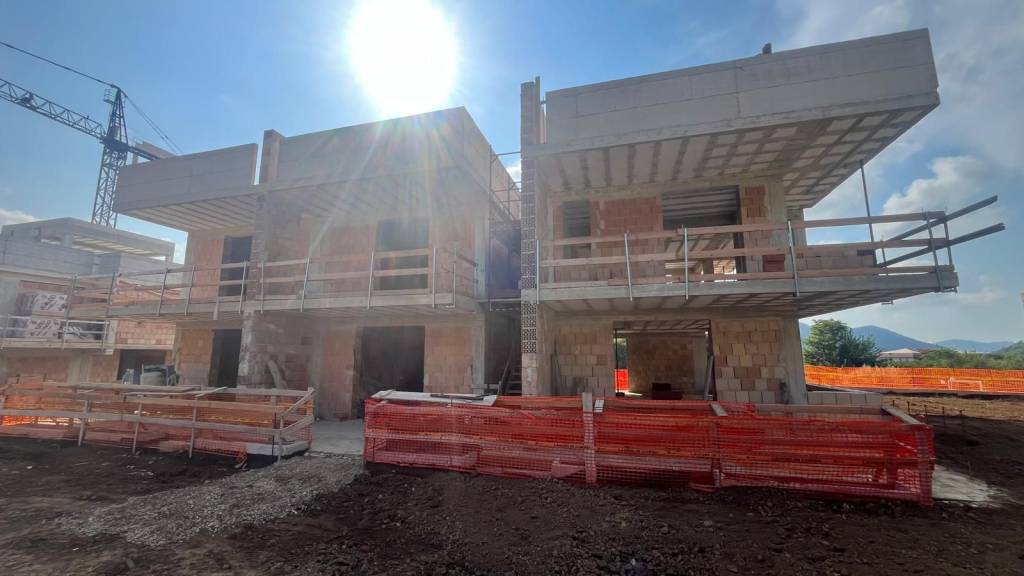 casa indipendente in vendita a Baronissi in zona Saragnano