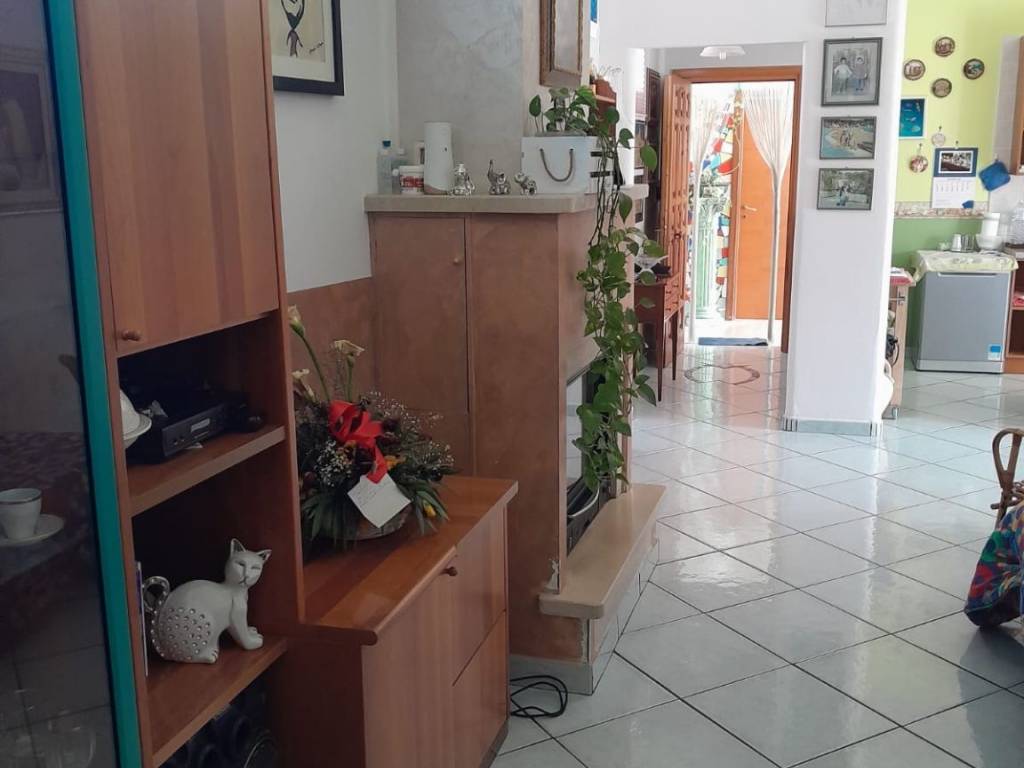 appartamento in vendita a Baronissi in zona Saragnano