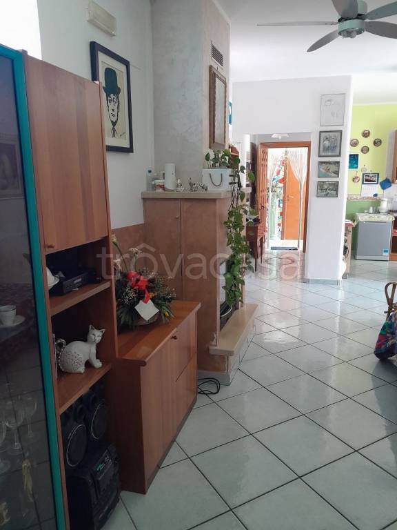 appartamento in vendita a Baronissi in zona Saragnano