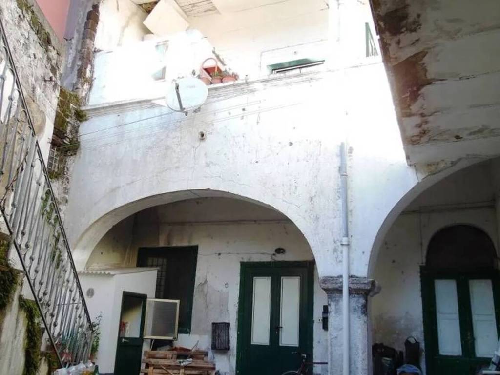 casale in vendita a Baronissi