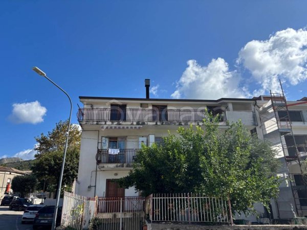 appartamento in vendita a Baronissi in zona Antessano