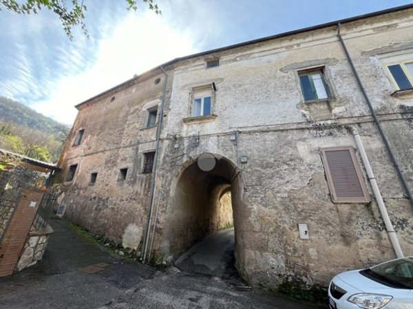 casa indipendente in vendita a Baronissi in zona Antessano