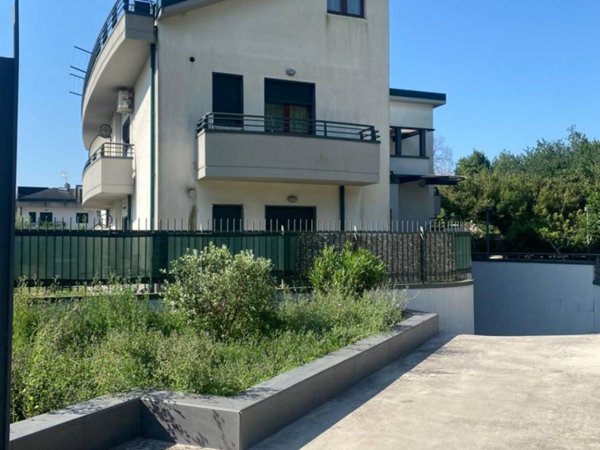 appartamento in vendita a Baronissi