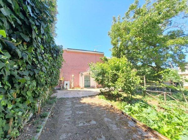 casa indipendente in vendita a Baronissi in zona Fusara
