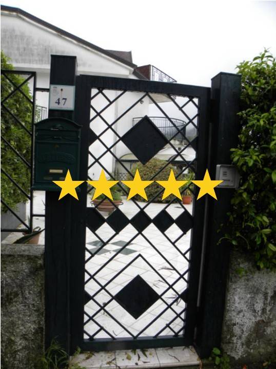 casa indipendente in vendita a Baronissi in zona Antessano