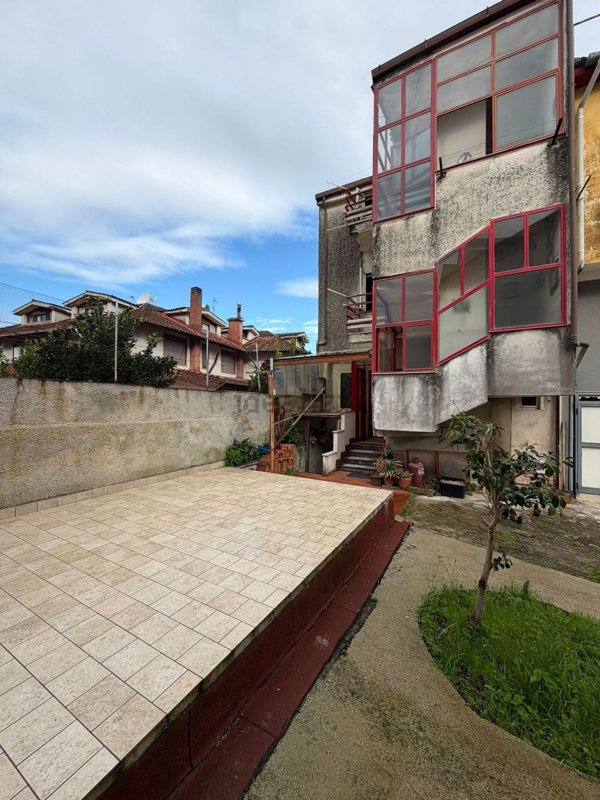 appartamento in vendita a Baronissi in zona Antessano