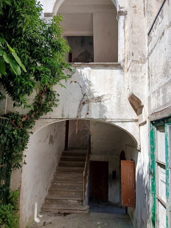 casa indipendente in vendita a Baronissi in zona Antessano