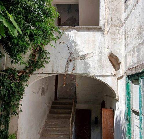 casa indipendente in vendita a Baronissi in zona Antessano