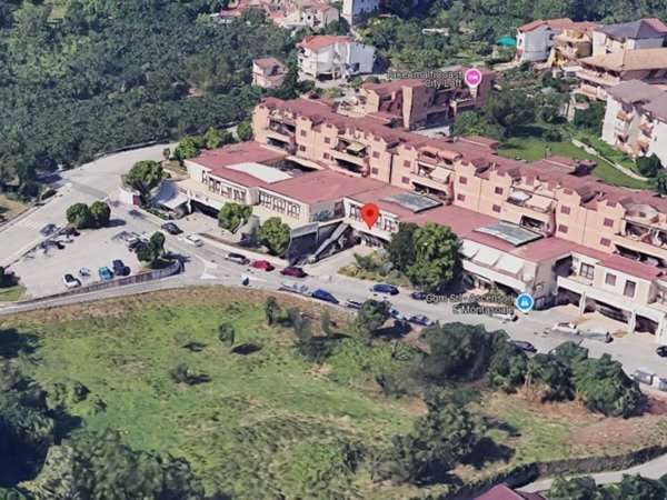 negozio in vendita a Baronissi