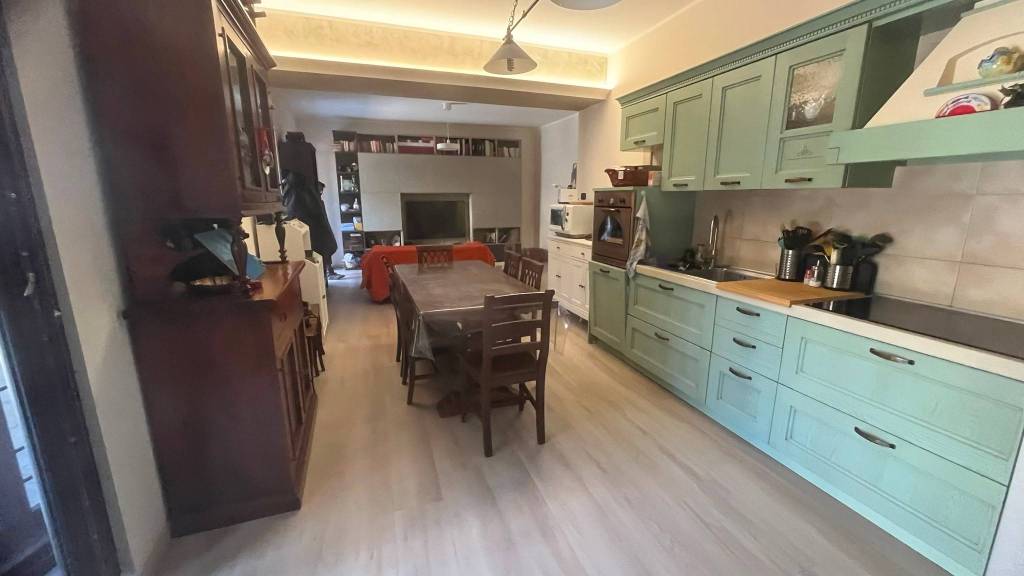 casa indipendente in vendita a Baronissi in zona Antessano