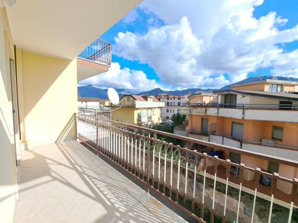 appartamento in vendita a Baronissi in zona Saragnano