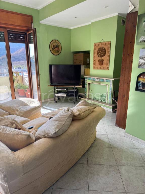 appartamento in vendita a Baronissi in zona Antessano