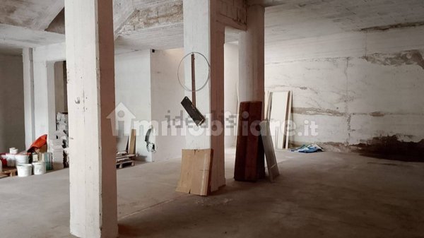 ufficio in vendita a Baronissi in zona Antessano