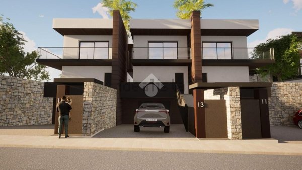 casa indipendente in vendita a Baronissi