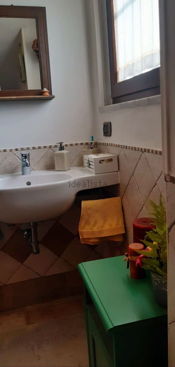 appartamento in vendita a Baronissi in zona Fusara