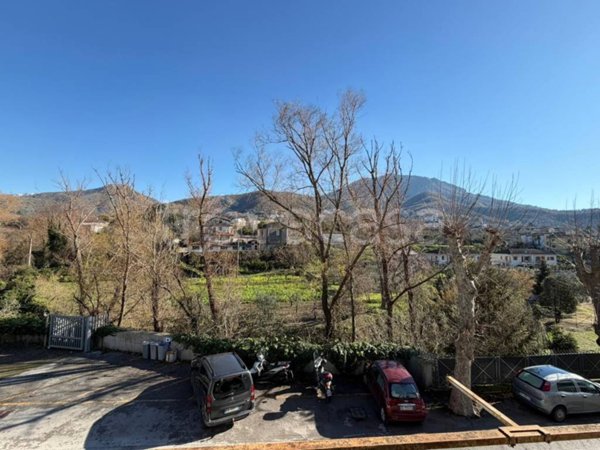 appartamento in vendita a Baronissi in zona Antessano