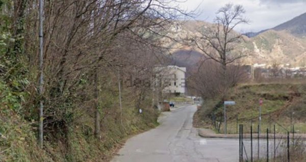 casa indipendente in vendita a Baronissi