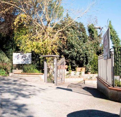 appartamento in vendita a Baronissi in zona Antessano