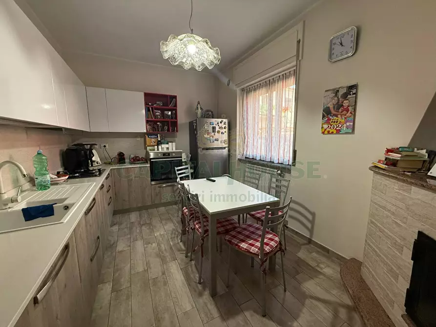casa indipendente in vendita a Baronissi in zona Saragnano
