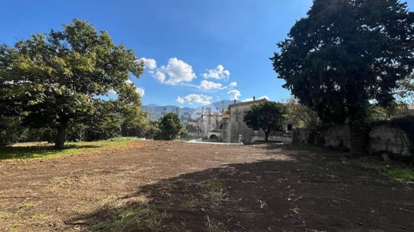 casa indipendente in vendita a Baronissi in zona Saragnano