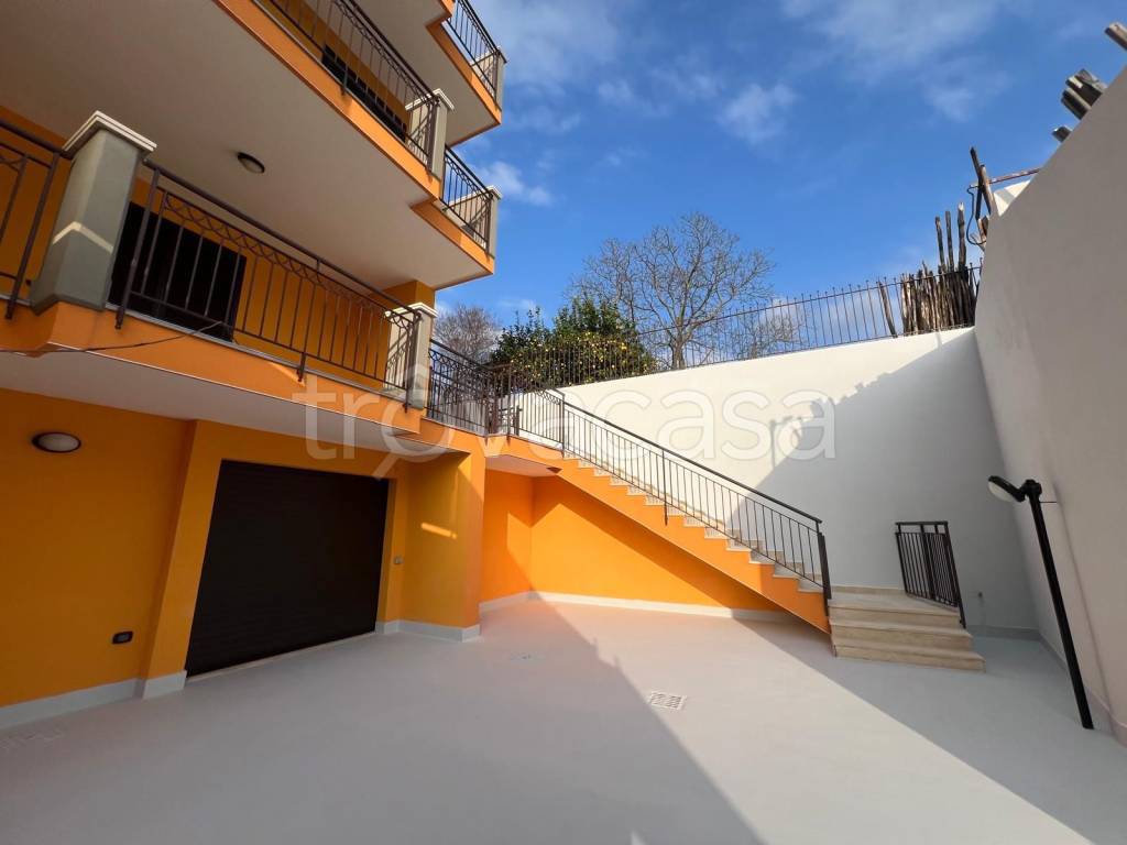 casa indipendente in vendita a Baronissi in zona Antessano