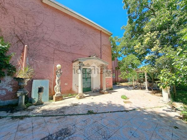 casa semindipendente in vendita a Baronissi in zona Fusara