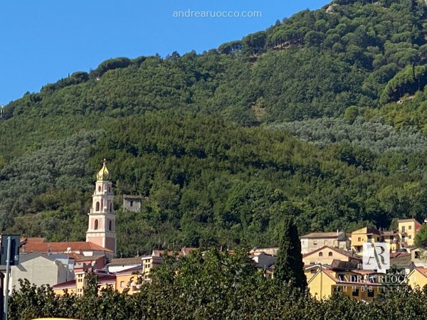 appartamento in vendita a Baronissi in zona Saragnano