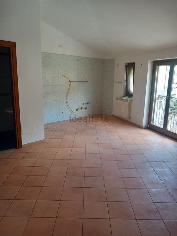 appartamento in vendita a Baronissi in zona Saragnano