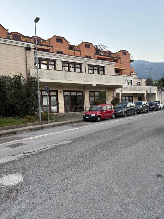 ufficio in vendita a Baronissi