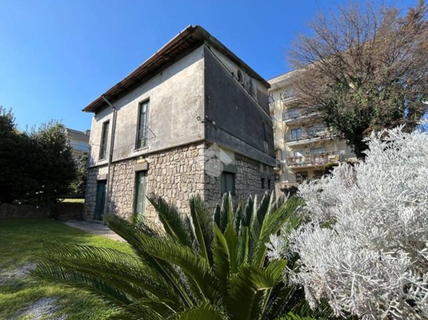 casa indipendente in vendita a Baronissi in zona Saragnano
