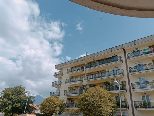 appartamento in vendita a Baronissi in zona Saragnano