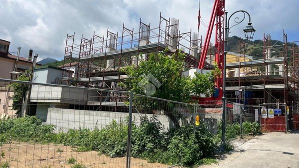 appartamento in vendita a Baronissi in zona Saragnano