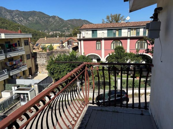 appartamento in vendita a Baronissi in zona Antessano