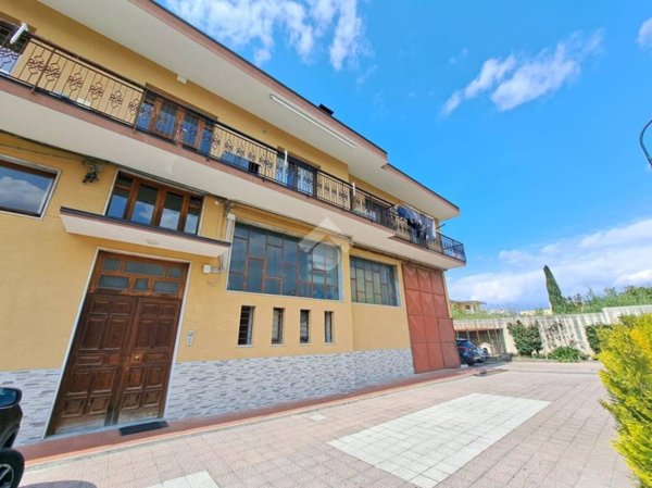 appartamento in vendita a Baronissi in zona Orignano