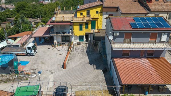 appartamento in vendita a Baronissi in zona Caprecano