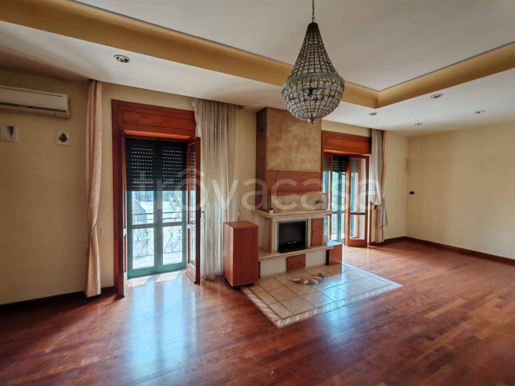 appartamento in vendita a Baronissi in zona Orignano