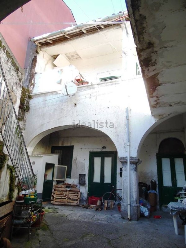 casale in vendita a Baronissi in zona Saragnano
