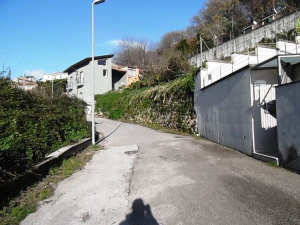 box auto in vendita a Baronissi in zona Antessano